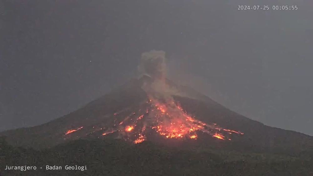 Merapi Kembali Muntahkan Awan Panas Sejauh 1 Km Selasa Pagi