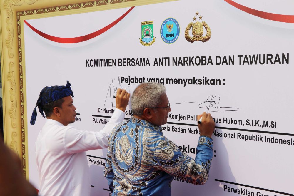 Terpengaruh Teman Jadi Faktor Usia Remaja Tertinggi Gunakan Narkoba