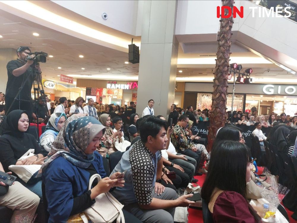 Warga Tangerang Bisa Nonton Gratis Lyodra di TangCity Mall