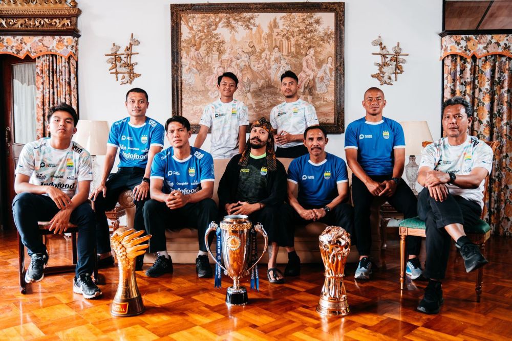 Persib Rilis Jersey Baru dengan Tema 'We Are Persib' 