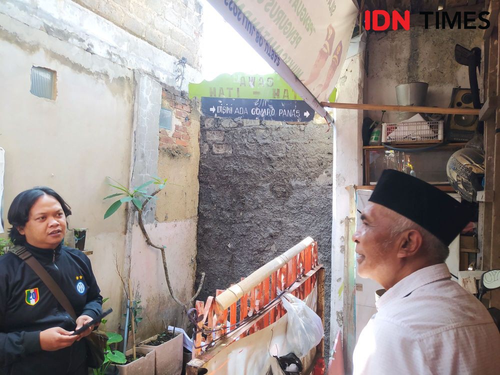 Ahli Waris Tutup Jalan Gang di KBB dengan Tembok, Warga Protes 