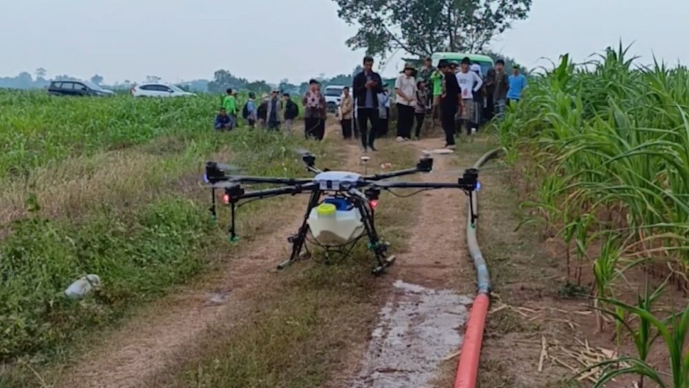 Mahasiswa Unila Inovasi Pertanian Drone Rover bagi Petani Tanggamus