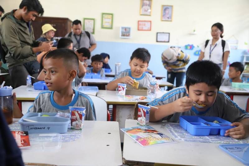 Pemprov Banten Gelontorkan Rp6,5 Miliar untuk Makan Gratis Siswa SD