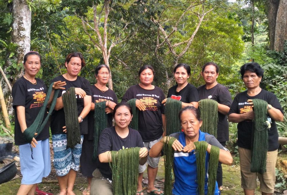 Benang Kehidupan: Perempuan Iban Merajut Masa Depan Hutan Kalimantan