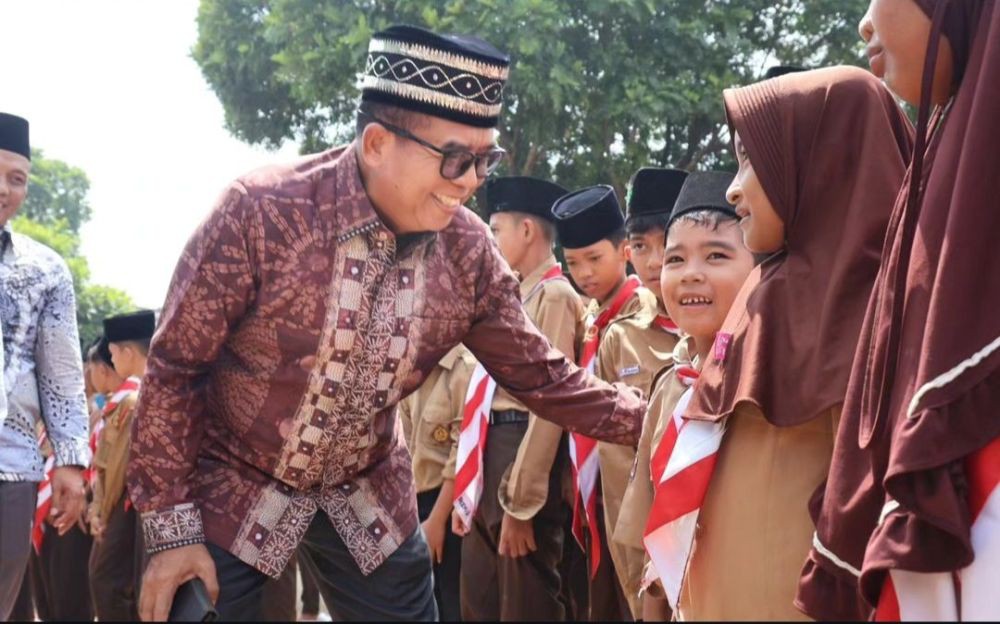 Pj Gubernur Lampung Resmikan Sekolah Melon Berbasis IoT di Pesantren