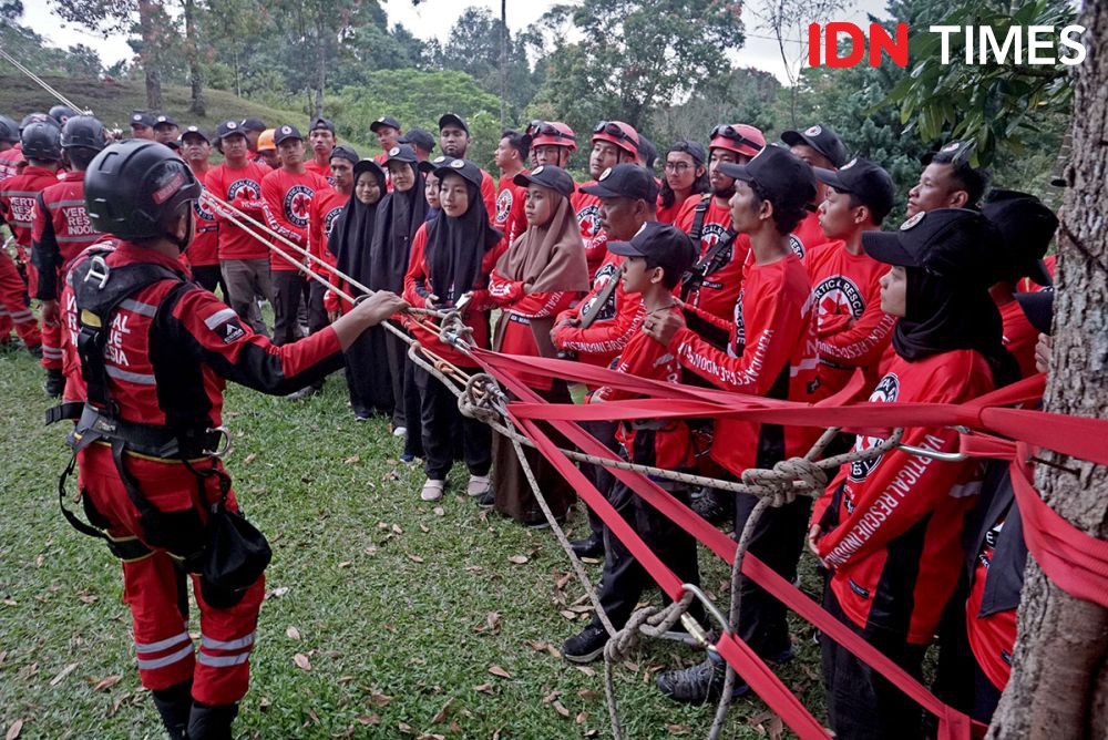 VRI Sumut Gelar Sekolah Vertical Rescue Tingkat I di Sibolangit