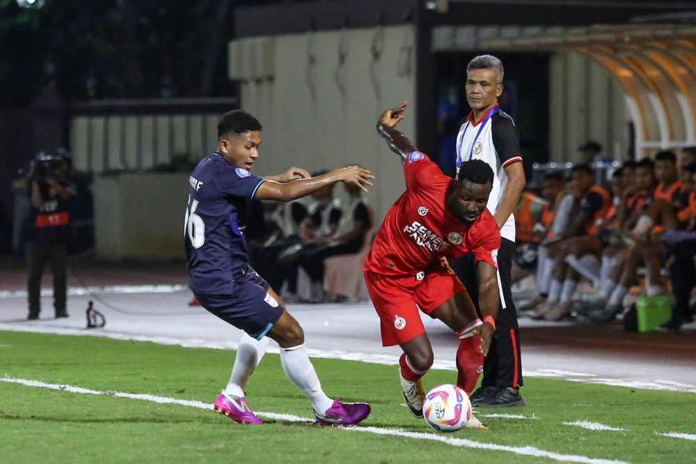 Borneo FC Tumbangkan Semen Padang dengan Skor Meyakinkan 