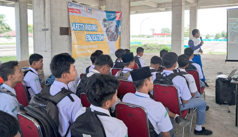 Honda Ajak Pelajar SMK PAB 8 Sampali Utamakan Keselamatan