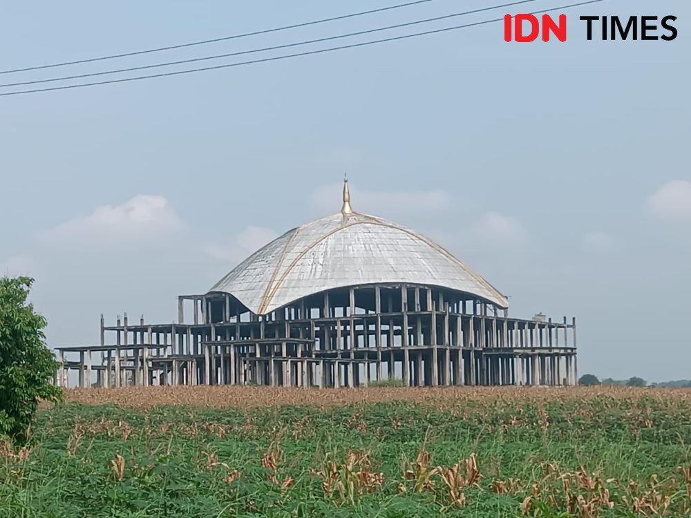 10 Potret Kota Baru Lampung yang Terbengkalai di HUT Kemerdekaan RI