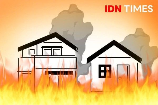 Toko Karangan Bunga di Makassar Ludes Terbakar