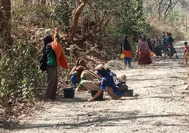 20 Tahun Jalan Penghubung Satu Kecamatan di Bima Rusak, Pemda ke Mana?