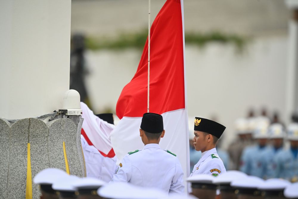 BRI Peduli Berikan Beasiswa 76 Anggota Paskibraka IKN  