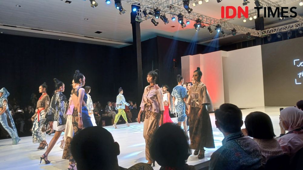 3 Desainer Fesyen Australia Meriahkan Jogja Fashion Week 2024