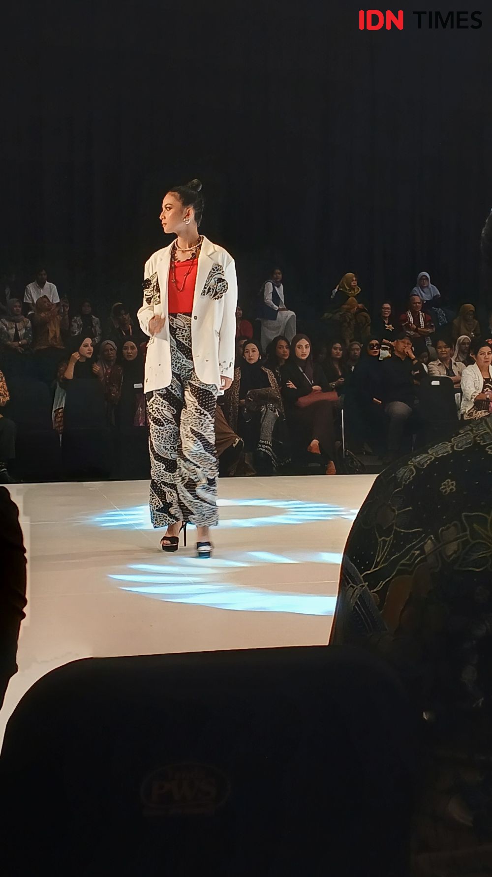 3 Desainer Fesyen Australia Meriahkan Jogja Fashion Week 2024