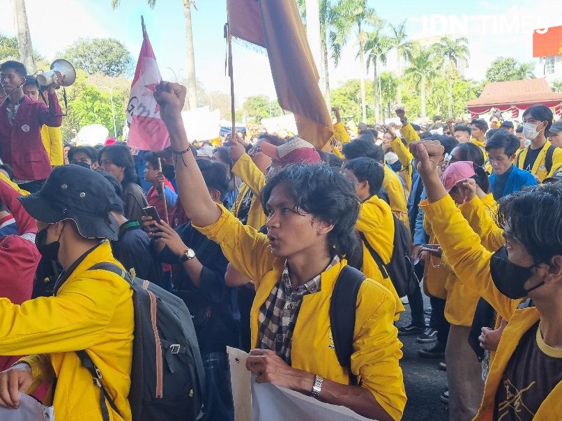 Mahasiswa Sumsel Layangkan Tuntutan Untuk Dibawa ke Senayan