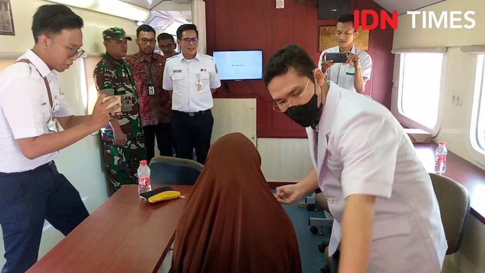 KAI Daop 5 Gelar Pengobatan Gratis di Rail Clinic