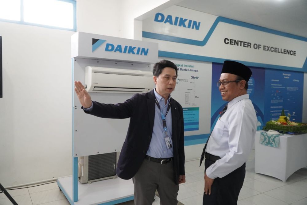 DAIKIN Center of Excellence SMK NU Ungaran: Cetak Tenaga Kerja Unggul