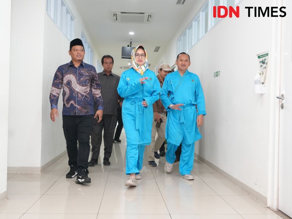 Airin-Ade Jalani Tes Kesehatan di RSUD Banten, Sempat Puasa