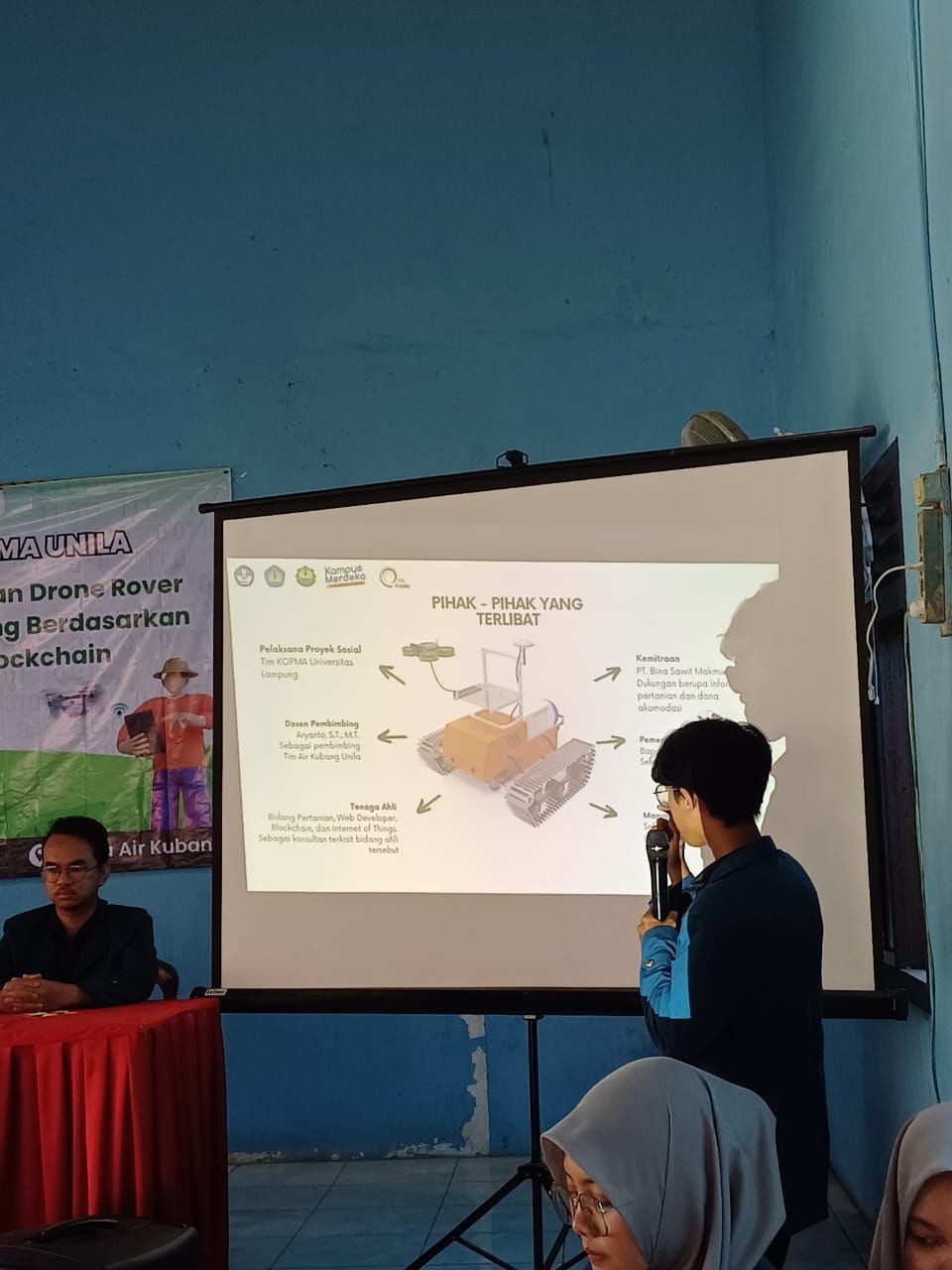 Mahasiswa Unila Inovasi Pertanian Drone Rover bagi Petani Tanggamus