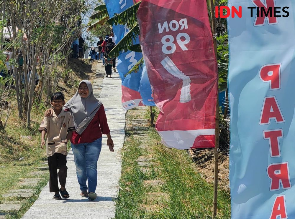 [FOTO] Puncak Patra: Merajut Asa dari Jerat Kekeringan Desa Sarimulyo