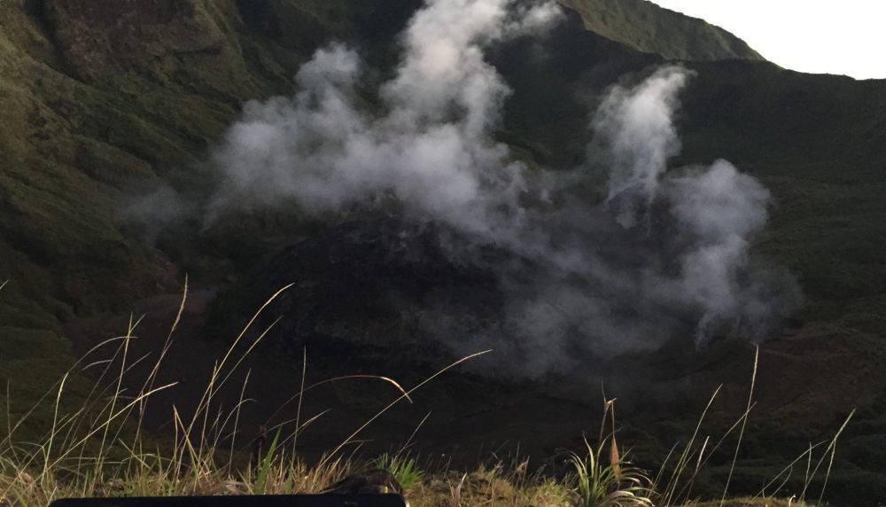 Waspada Potensi Erupsi Freatik Gunung Lokon di Tomohon Sulawesi Utara