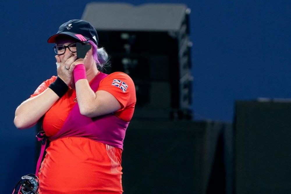 Jodie Grinham Raih Emas di Paralimpiade Saat Hamil 7 Bulan