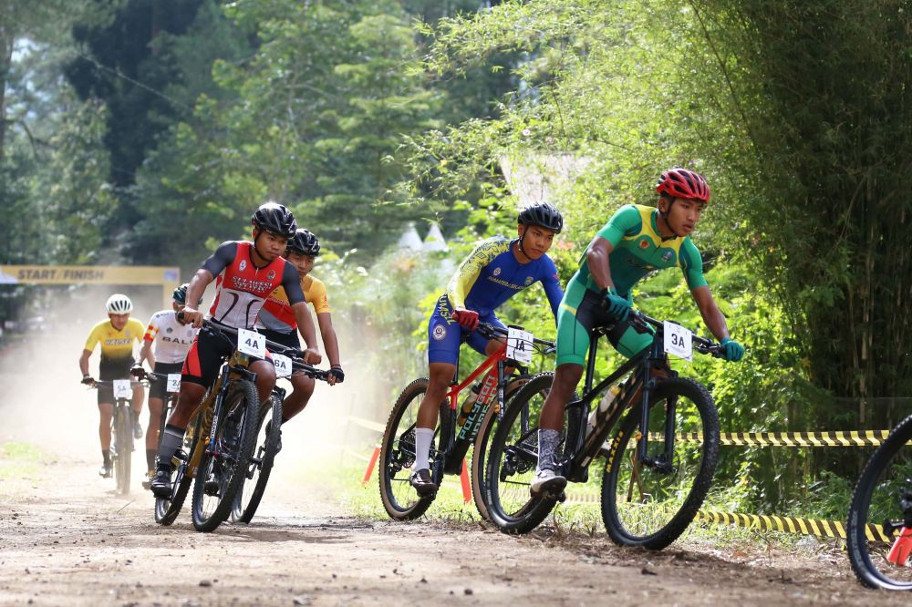 Pebalap MTB Jatim Gagalkan Jabar Sabet Emas Kelas XCR