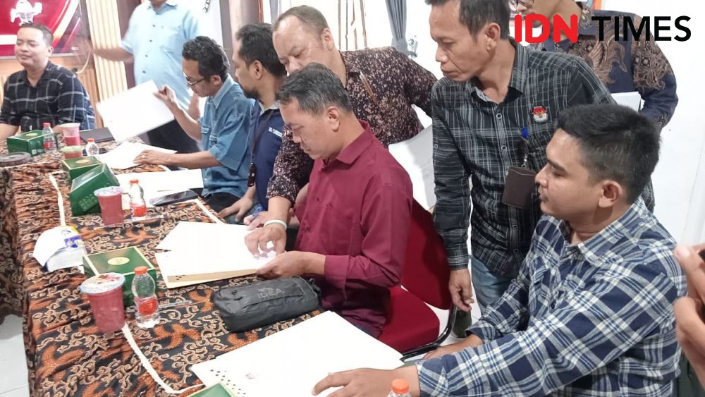 3 Bapaslon Pilkada Magetan Belum Memenuhi Syarat