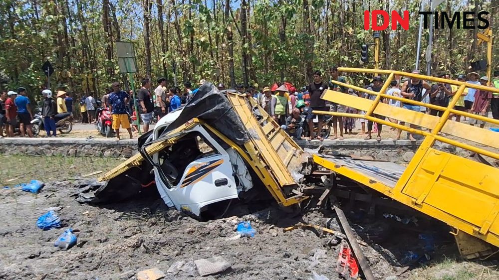 Penumpang Truk Garam Korban Tabrakan dengan KA Argo Semeru Tewas