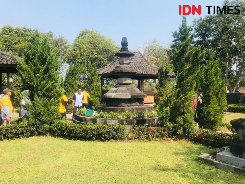 Pakar Beber Kesalahan Belanda saat Pasang Chattra Borobudur: Difoto