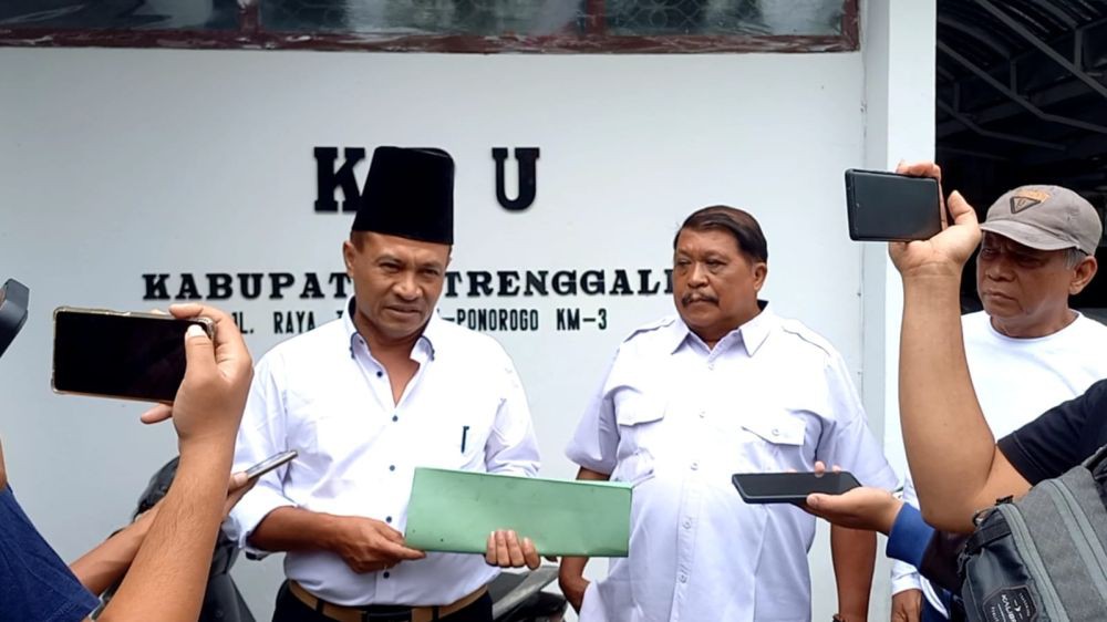 Relawan Bumbung Kosong Siap Lawan Petahana di Trenggalek