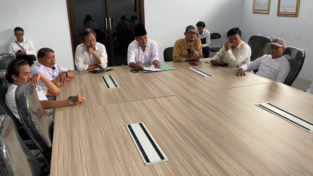 Relawan Bumbung Kosong Siap Lawan Petahana di Trenggalek