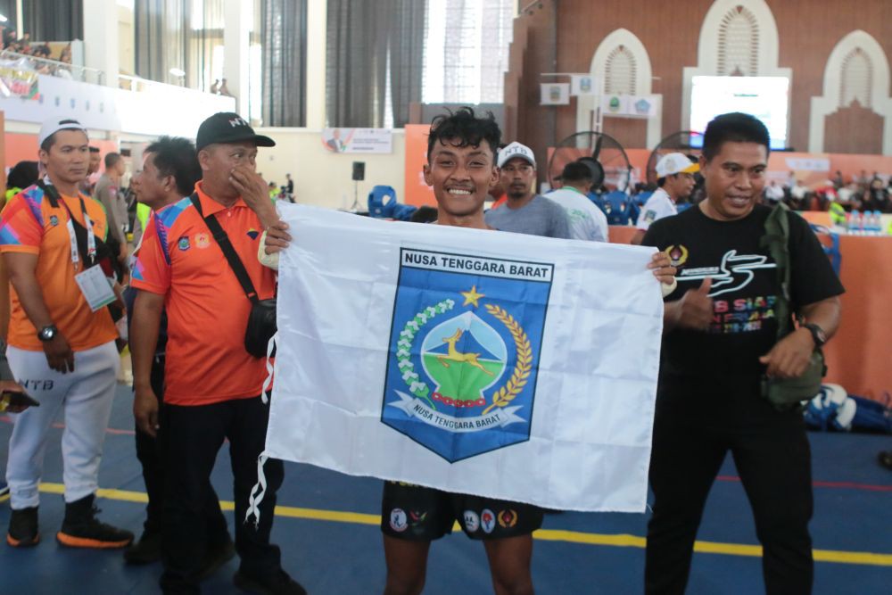 Zohri Raih Medali Emas Nomor Lari 200 Meter di PON Aceh-Sumut 2024