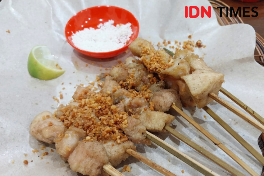 [QUIZ] Tebak Jenis Sate Khas Indonesia yang Disantap Ji Chang Wook Ini!