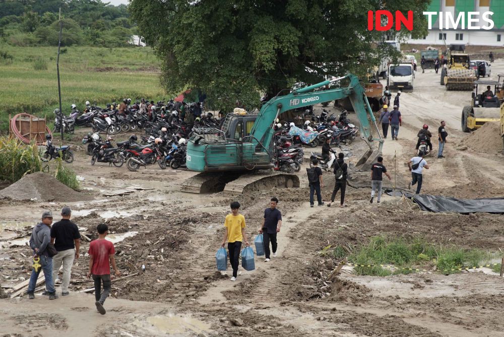 Venue Belum Kelar, Atlet Voli Indoor PON 2024 Sesak Napas Gegara Debu