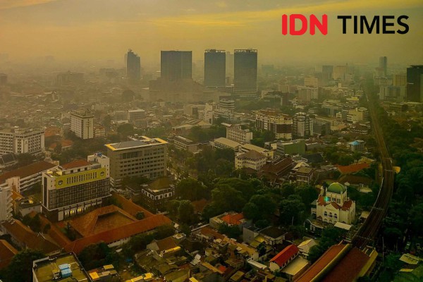 12 Jurus Ridwan Kamil Atasi Polusi Jakarta, Ada Ruang Hijau dan WFH