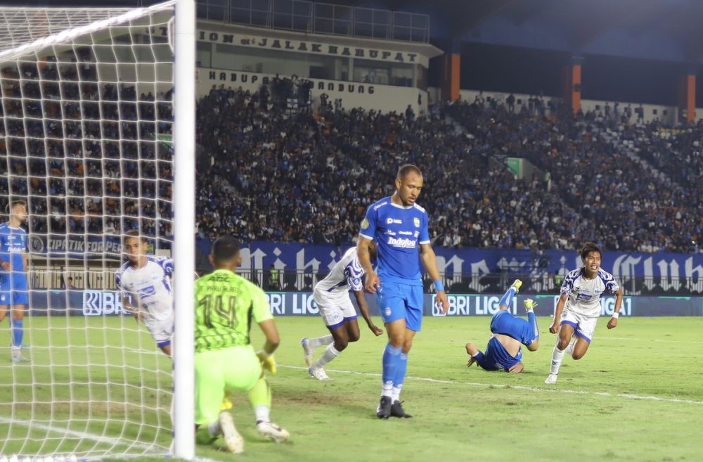 Coach Bojan Sebut Lawan Melawan Port FC Jadi Laga Berat untuk Persib