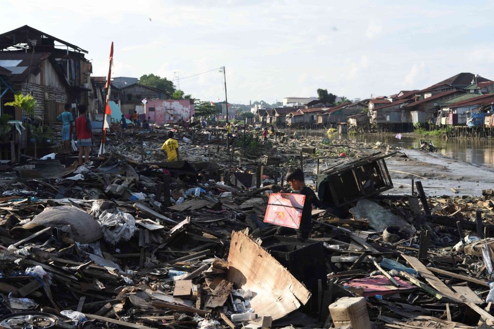 Pemuda Tercebur di Sungai Karang Mumus Ditemukan Sudah Tak Bernyawa