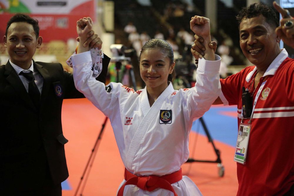 Karateka Krisda Putri Tambah Koleksi Medali Emas Sulsel di PON XXI