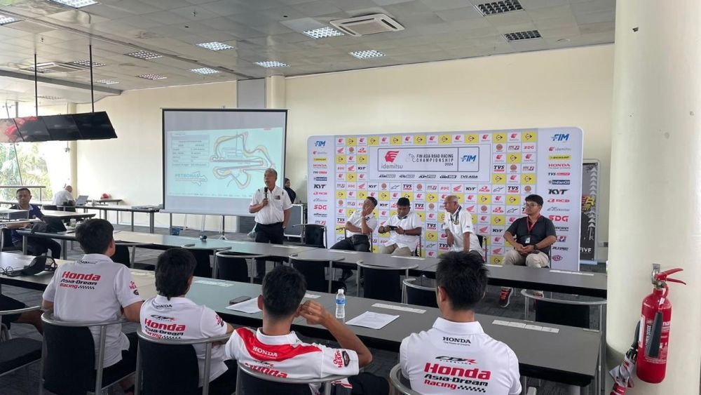 4 Marshal dari NTB Dikirim Bertugas di Kejuaraan ARRC Sepang Malaysia