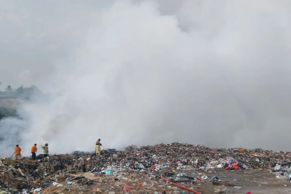 TPSA Bagendung Cilegon Terbakar