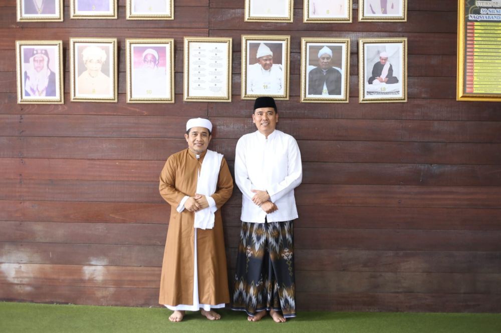 Hasan Basri Kunjungi Tuan Guru Babussalam dan Ziarah ke Makam Ulama