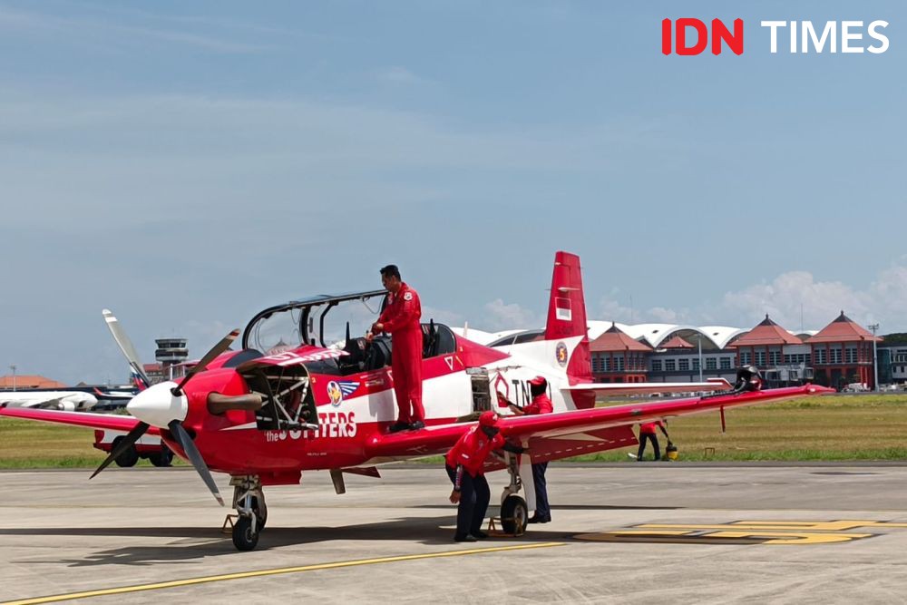 Dua Putra Bali di Jupiter Aerobatic Team BIAS 2024