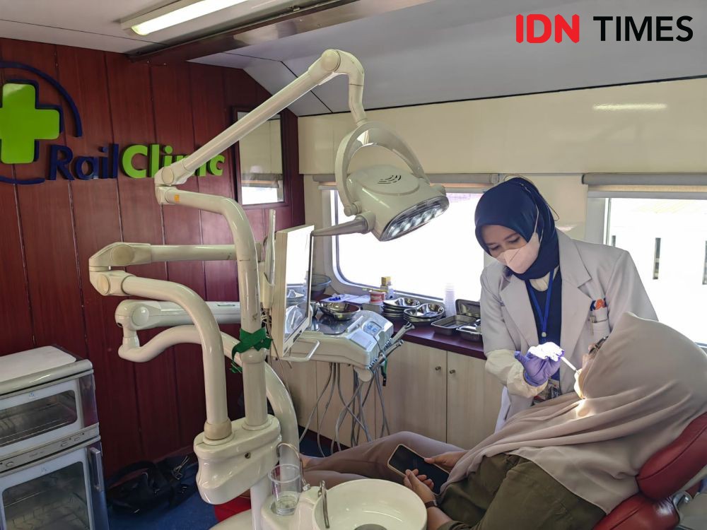 HUT ke-79 KAI, Rail Clinic Layani Warga di Sekitar Stasiun Solo Kota