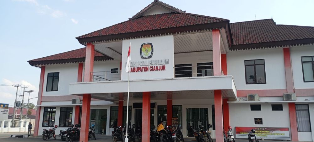 Masyarakat Cianjur Ajukan Tanggapan ke KPU, Pertanyakan Masa Jabatan Herman Suherman Sebagai Plt Bupati