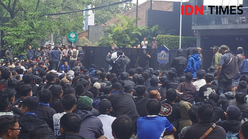 Manajemen Persib Janji Tidak Tegas Pemain yang Intimidasi Bobotoh