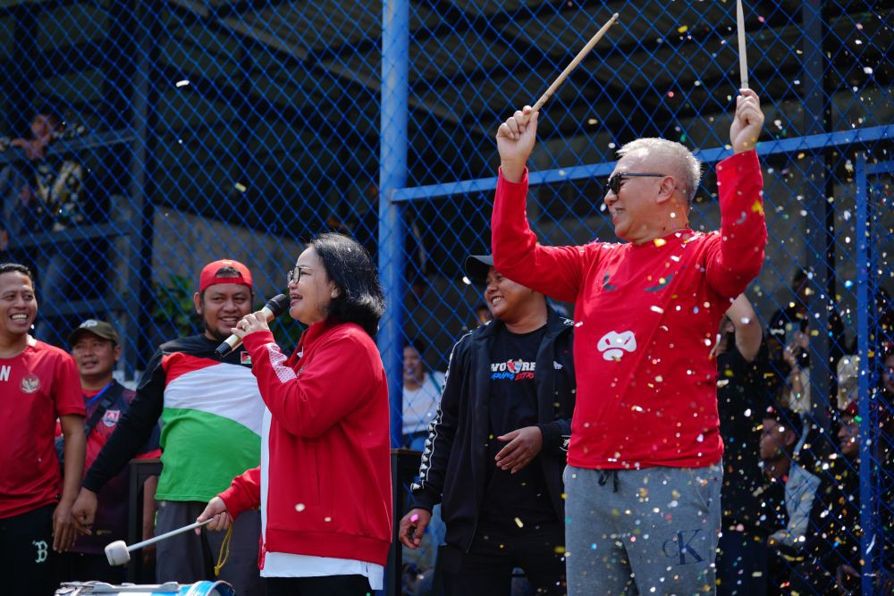 Agustina Wilujeng Temui Suporter PSIS Semarang Snex, Ini Pesannya