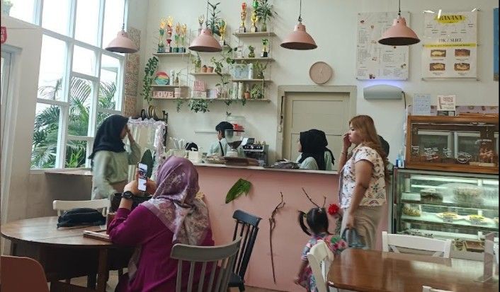 4 Tempat Nongkrong di Palembang, Bisa Ngopi Sambil Makan Pastry