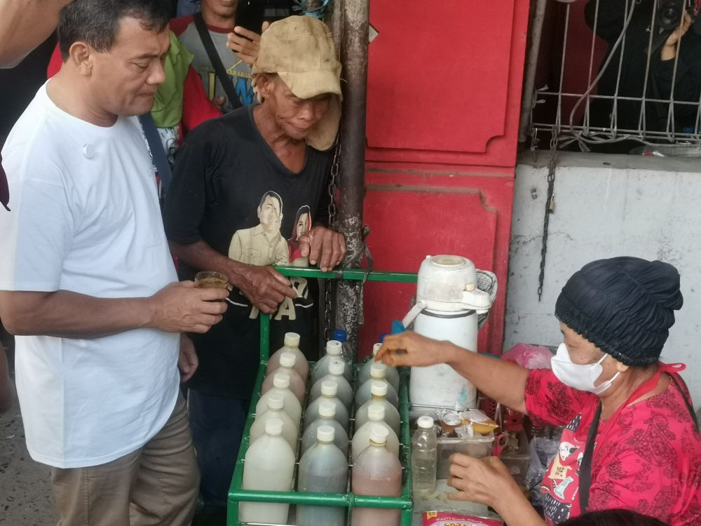 Ahmad Luthfi Kampanye Perdana di Pasar Bulu, Pedagang Ngeluh Lapaknya Sepi