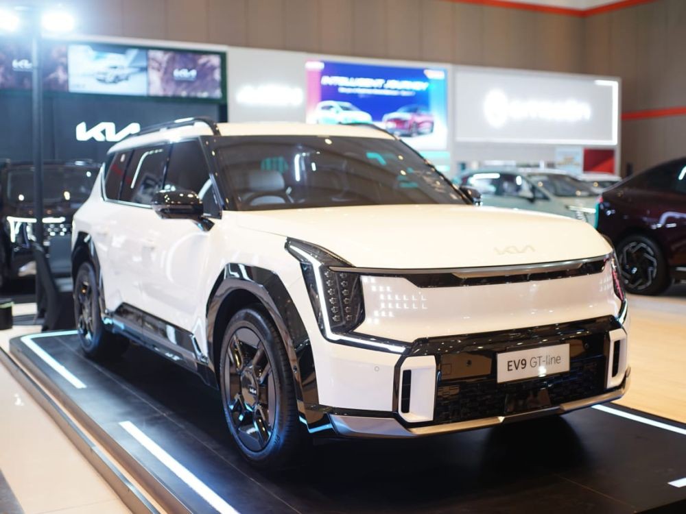 KIA Sonet Diperkenalkan di Bandung, Ini Fitur Kerennya 